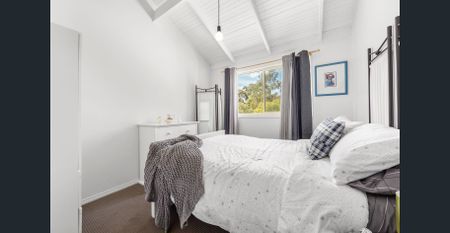 Quaint home located near primary school - Photo 4