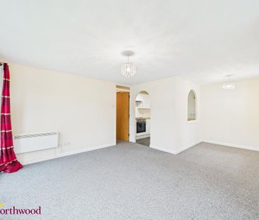 2 bedroom flat to rent - Photo 3