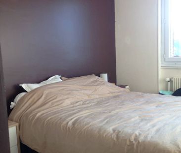 Location Appartement 3 pièces 70m² BRON 69500 - Photo 1
