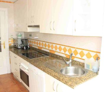 Townhouse in El Rosario - Photo 4