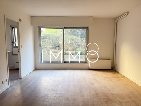 Location Appartement 1 pièce 32m² MARSEILLE 6ème - Photo 1