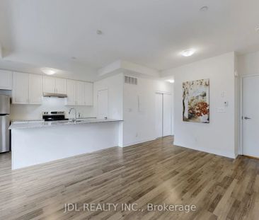 370 Red Maple Road #112 - Photo 4