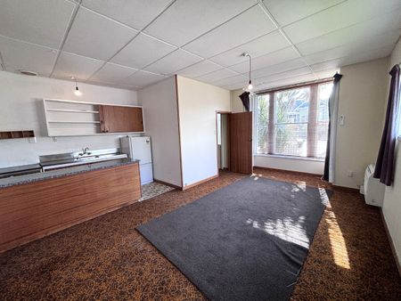 At home on Highgate - Photo 3