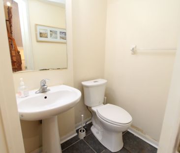 For Lease - 749 Bur Oak Avenue, Markham, Ontario - Photo 2