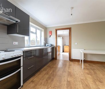 6 bedroom detached house to rent - Photo 5