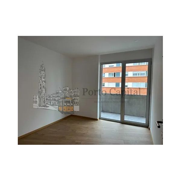 Apartamento T1 em Porto - Foto 1