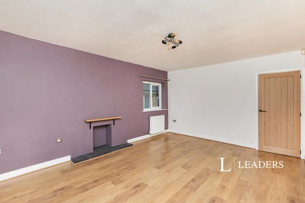 2 bedroom bungalow to rent - Photo 1