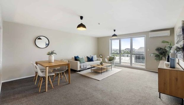 SPACIOUS ONE BEDROOM APARTMENT IN GRAFTON - Photo 1