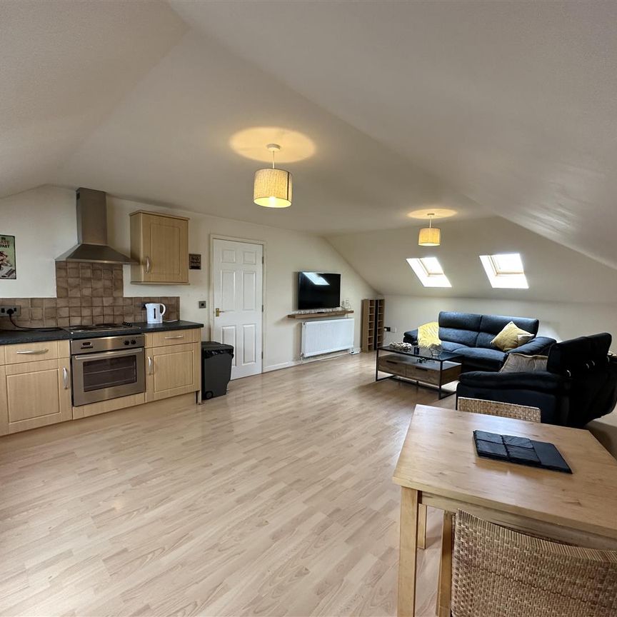 Riverside Court, Rock Ferry - Photo 1