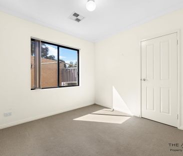 Stylish Family Living in Prime Nollamara Location! - Photo 6