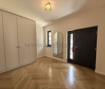 Iancu Nicolae - Cambridge School - RENOVATED Villa - Photo 5