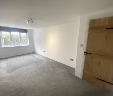 2 bedroom bungalow to rent - Photo 1