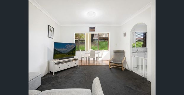 Spacious two bedroom apartment - Photo 1