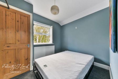 1 bedroom in a house share to rent - Photo 3