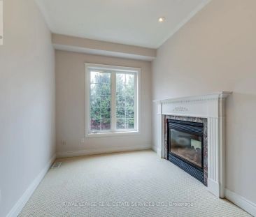 169 SPRING AZURE CRESCENT - Photo 1