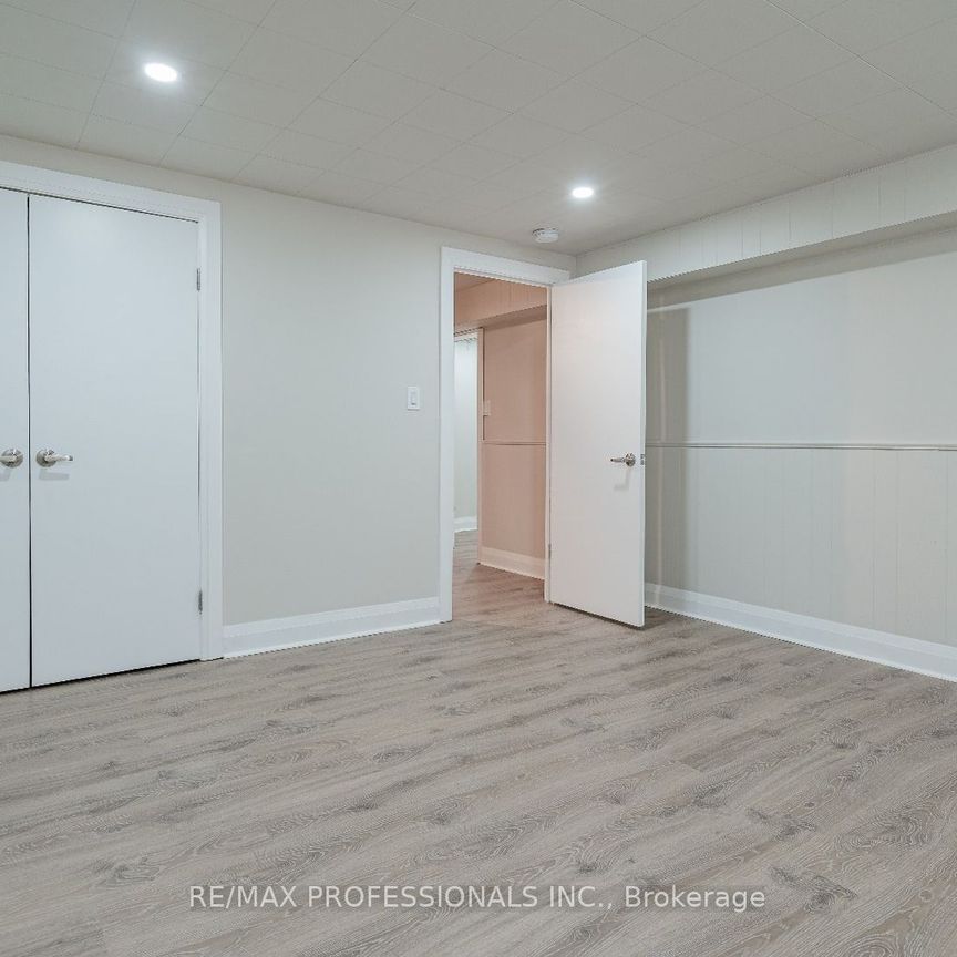 For Lease - 364 Rathburn Road, Toronto, Ontario - Photo 1