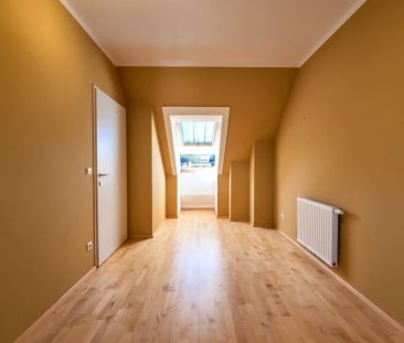 Maisonette mit Balkon & Terrasse – 96 m² Wohnfläche, 3. Stock mit Lift - Photo 2