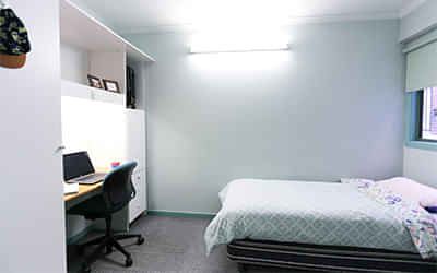 2 Bedroom Apartment - Photo 3