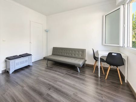 Location Appartement 1 pièce 22m² CANNES 06400 - Photo 3