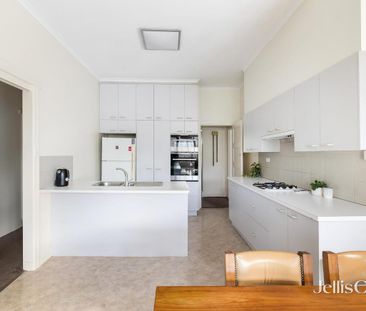 12 Evans Road, Kew VIC 3101 - House For Rent | Domain - Photo 6