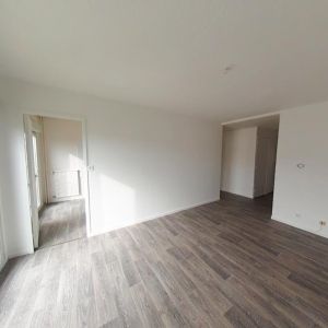 Location Appartement à LE PEAGE DE ROUSSILLON - Photo 4