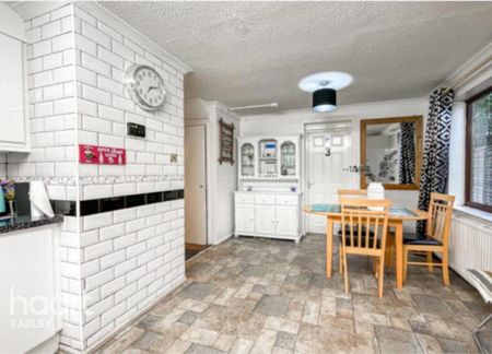 1 bedroom detached house to rent - Photo 4