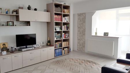 Apartament de inchiriat in Ploiesti, zona Republicii - Catedrala - Photo 2