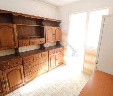 Apartament 3 camere, centrala proprie, Complexul Studentesc - Photo 5