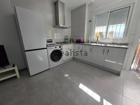 Alquiler de piso en Calle Sarajevo - Photo 5