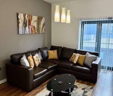 2 Bed Penthouse, Salford, M3 - Photo 2