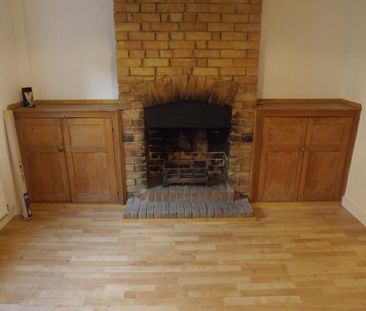 2 bedroom house to rent - Photo 1