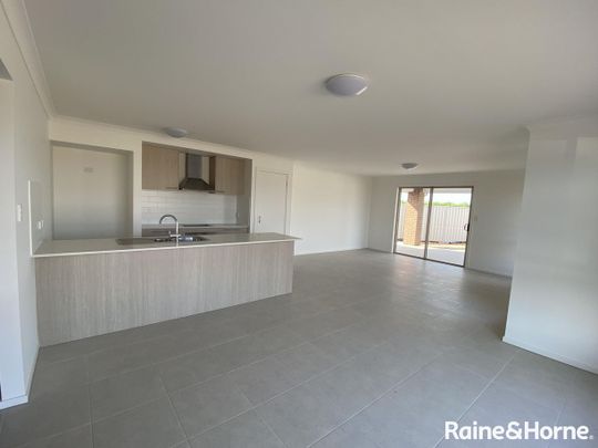 15 Aragon Court, Munno Para West, SA 5115 - Photo 1