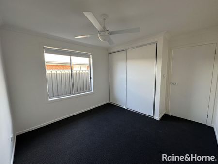 Brand New 4-Bedroom Family Home in Munno Para Downs! - Photo 3