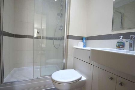 Albany Court, Albany Place, Egham, TW20 - Photo 5