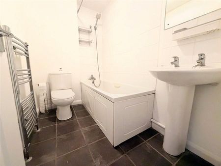 2 bedroom house to rent Poppyfields, Bedford, Bedfordshire, MK41 - Photo 4