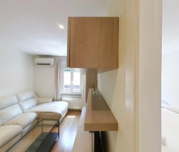 Piso de alquiler en Calle de Francisca Calonge, Valdeacederas - Photo 1