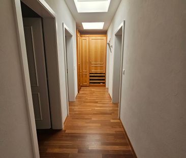 Bulle / Objet rare - attique de 181m2 - Photo 2