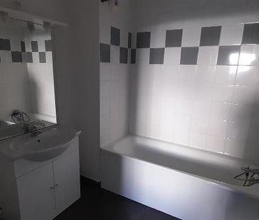 Location Appartement 2 pièces 46m² MAZINGARBE 62670 - Photo 4