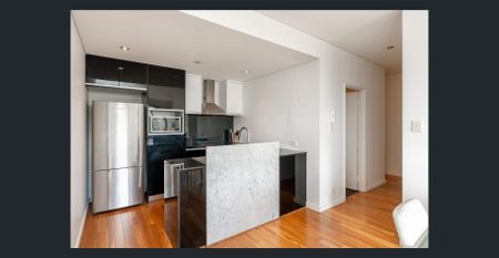 Furnished Executive 2×2, Wrap-Around Balcony, 2 Secure Bays — CBD/Kings Park Ridge - Photo 2