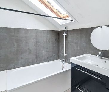Appartement à louer - REIMS- PROCHE GARE - Photo 4