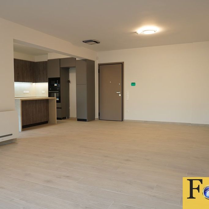 Διαμέρισμα, προς ενοικίαση - 93 τ.μ. - Photo 1