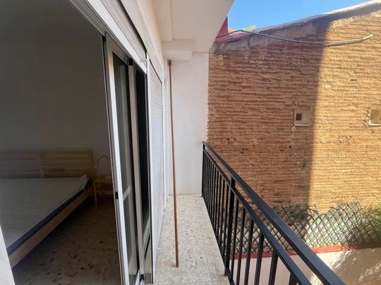 Carrer de Josep Benlliure, Valencia, Valencian Community 46011 - Photo 1