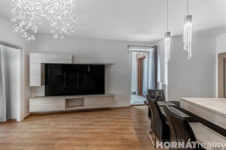 Pronánej bytu 2kk, Kramperova, 67 m - Фото 3