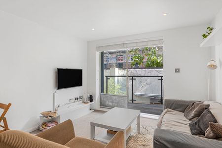Westminster Bridge Road, London, SE1 7RW - Photo 2