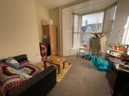 Woodland Terrace, Flat 4, Plymouth - Photo 1