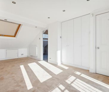 4 bedroom terraced house to rent - Photo 5