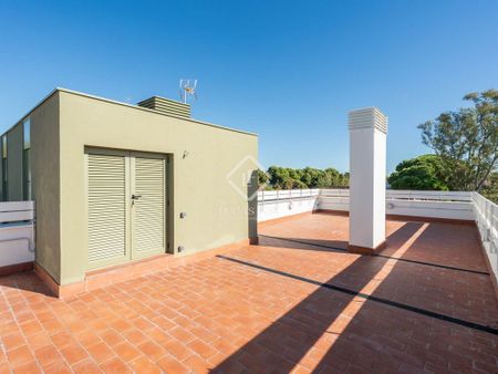 2 bedroom luxury Apartment for rent in Castelldefels, Spain - Photo 3