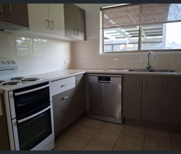 27 Bisschop Street, Deception Bay, Qld 4508 - Photo 3