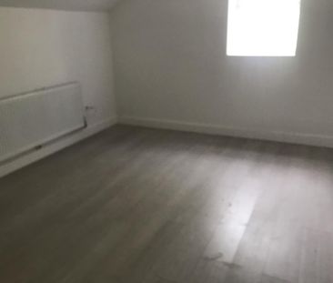 2 bedroom link detached house to rent - Photo 4