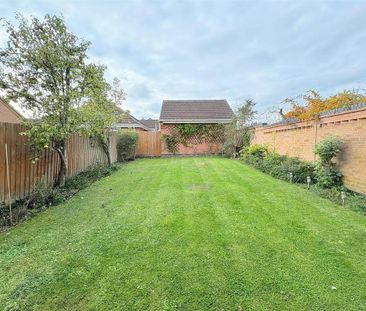 3 bedroom semi-detached house to rent - Photo 3